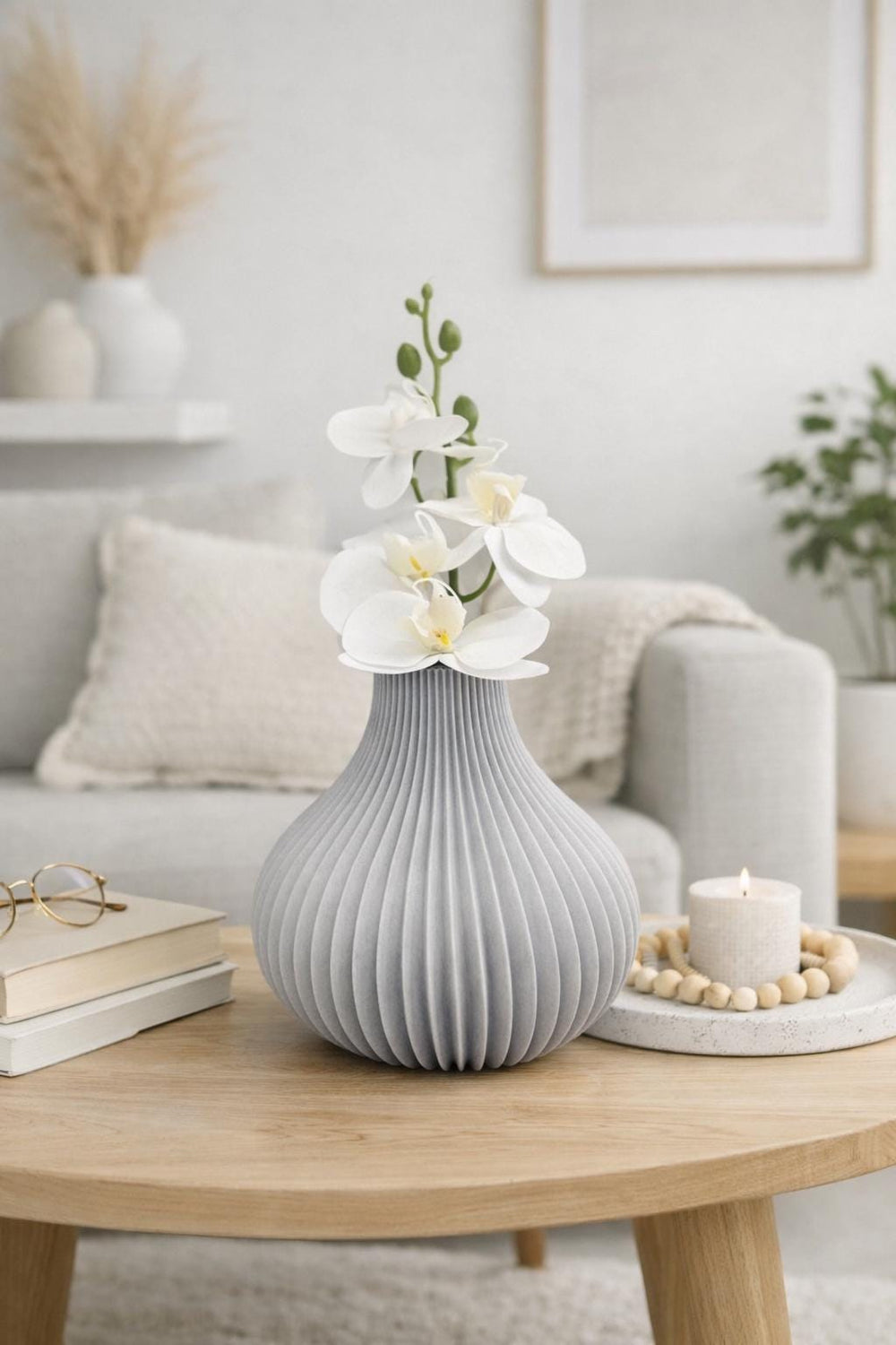 Ribbed Modern Vase | Housewarming  gift | Women’s  day and Mother’s Day present