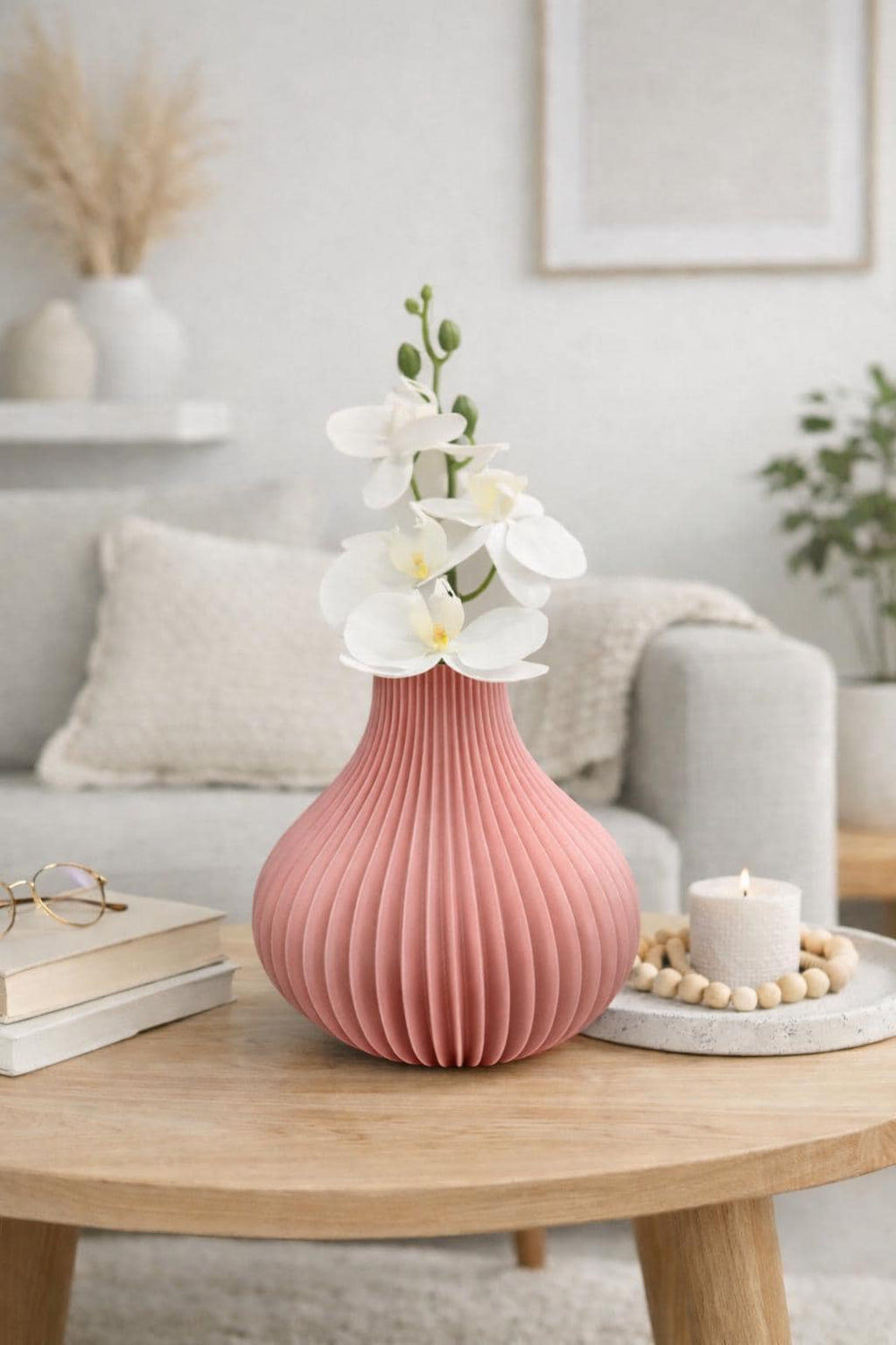 Ribbed Modern Vase | Housewarming  gift | Women’s  day and Mother’s Day present