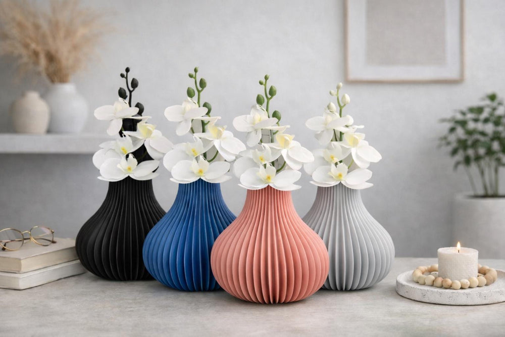 Ribbed Modern Vase | Housewarming  gift | Women’s  day and Mother’s Day present