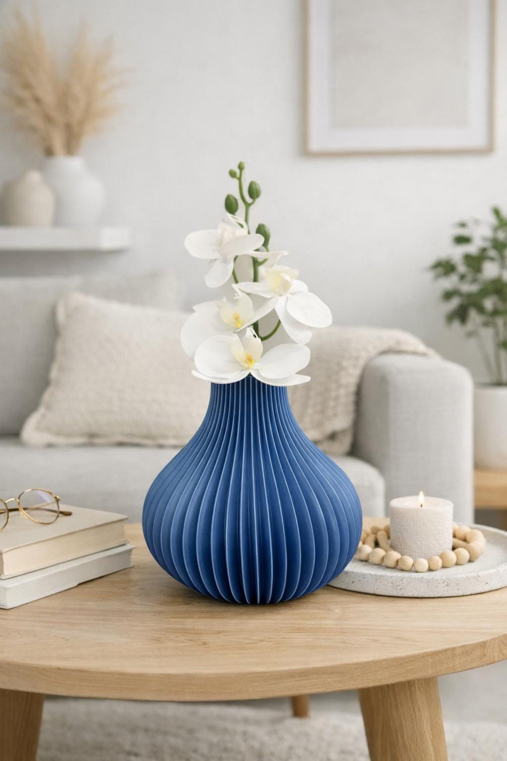Ribbed Modern Vase | Housewarming  gift | Women’s  day and Mother’s Day present