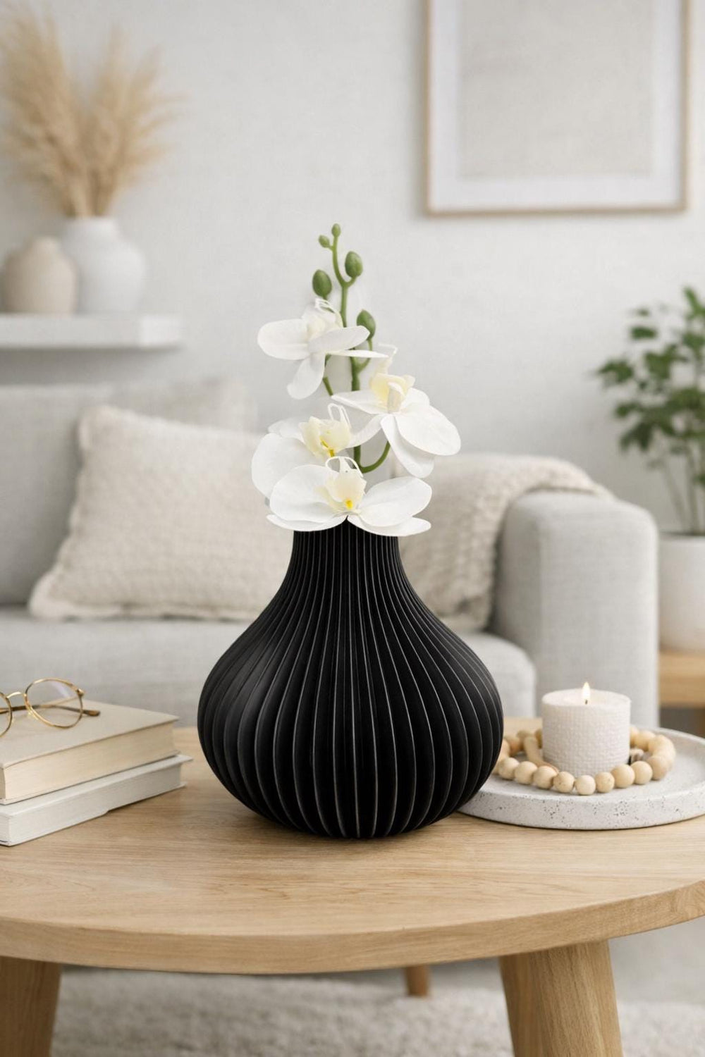 Ribbed Modern Vase | Housewarming  gift | Women’s  day and Mother’s Day present