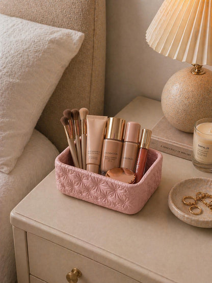 Makeup Storage Tray | Vanity Organiser for Cosmetics & Brushes | Quilted Beauty Holder | Skincare Organiser Gift