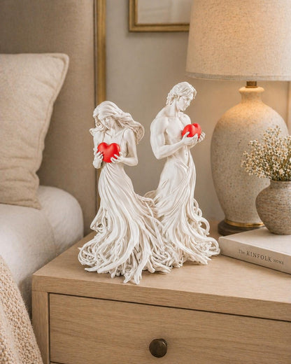 Lovers Statue with Hearts | Romantic Couple Sculpture | Couple Gift | Anniversary Gift | Valentine Decor | Unique Home Decor