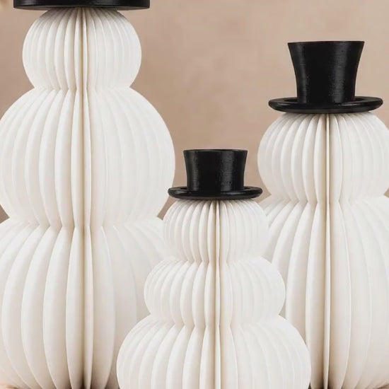 Ribbed Snowman Family Christmas Decoration | Minimalist Winter Ornament | Neutral Shelf Decor | Modern Chirstmas Gift