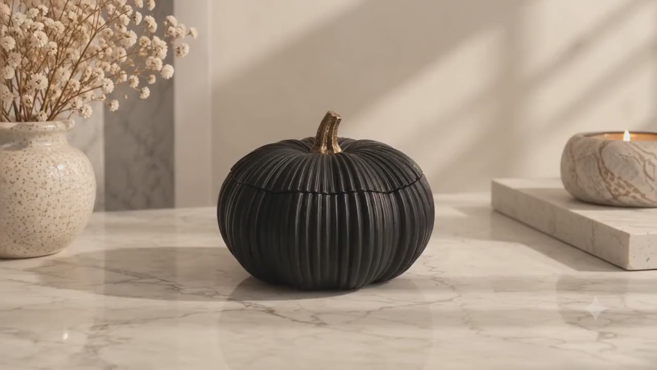 Pumpkin Trinket Box with Lid | Autumn Home Decor | Halloween Storage Pot | Ribbed Pumpkin Decoration | Jewellery & Small Item Holder
