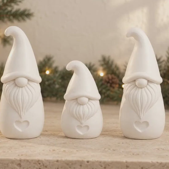 Heart Christmas Gnome Decoration | Gonk Ornament | Minimalist Winter Shelf Decor | Family Secret Santa Gift